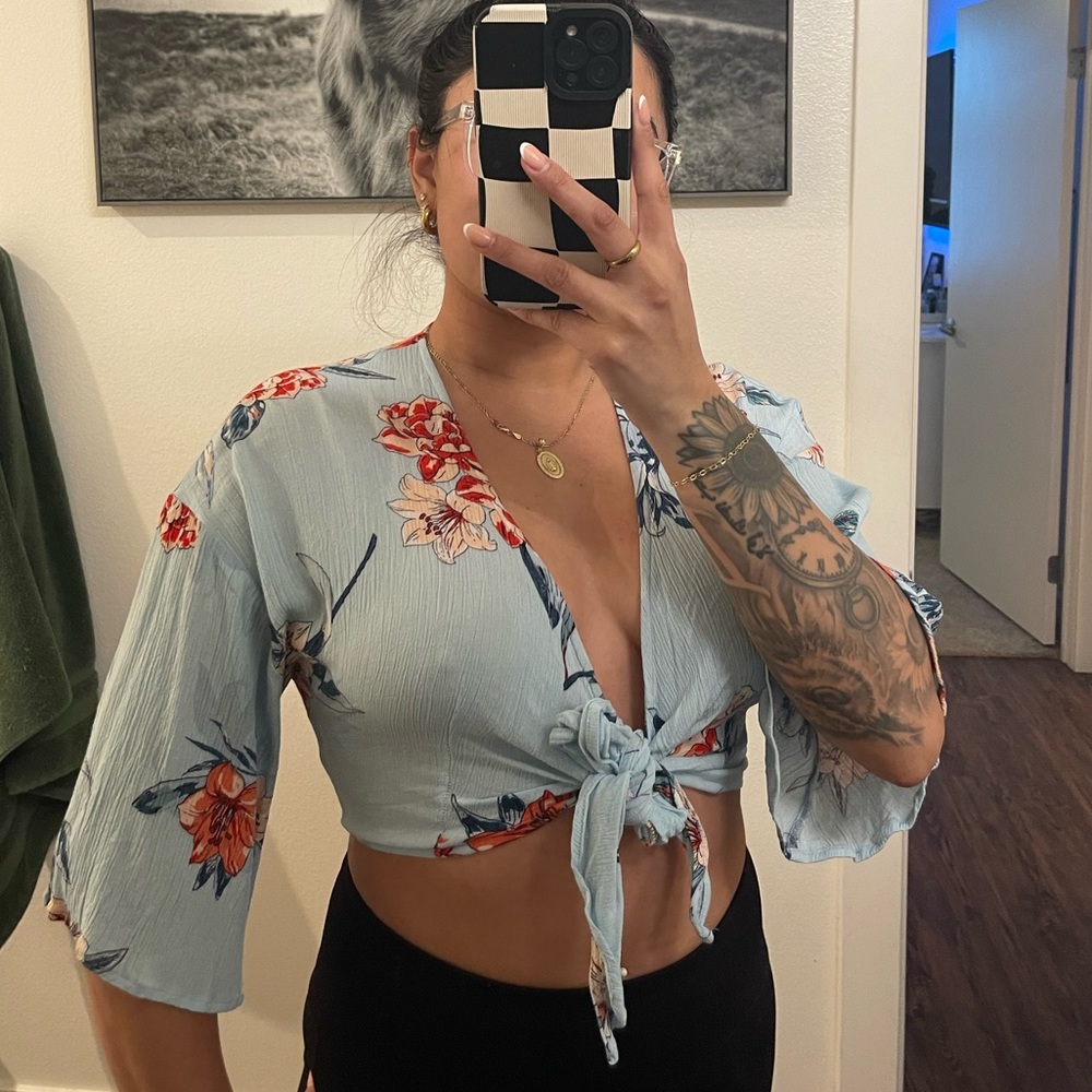 Crop top